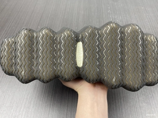 H68032 400 YEEZY ADIDAS 0708